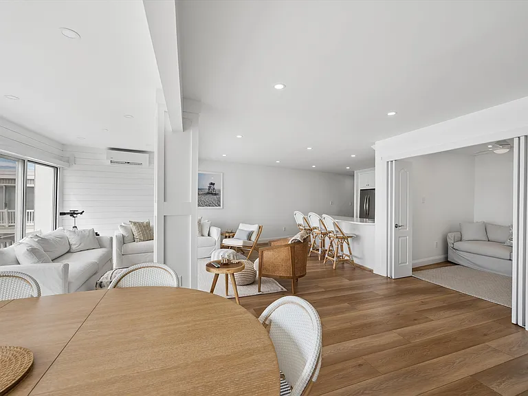 585 Dune Rd #B10-12 — Photo 4