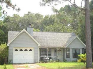 103 Springwood Cir, Crestview, FL 32536