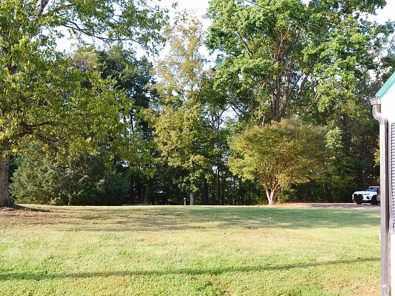 1851 Pine Ridge Rd — Photo 25