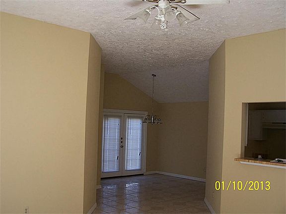 3rd image of 11009 Sacaton Dr