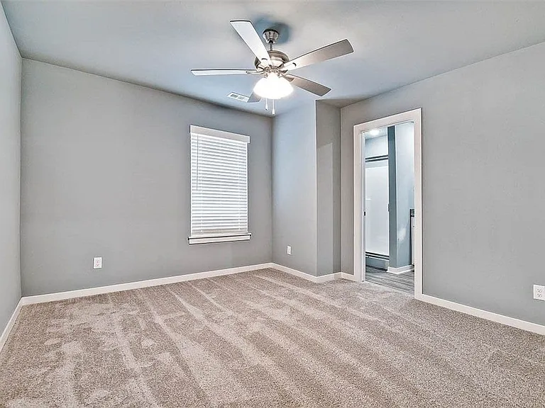 899 N Rupple Rd #121 — Photo 9