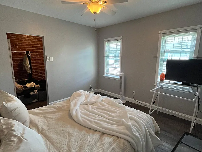 4 Grace Ct #1 — Photo 9