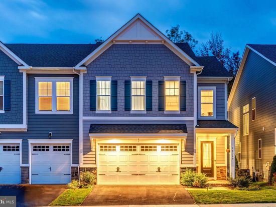 18260 Moss Garden Rd, Dumfries, VA 22026