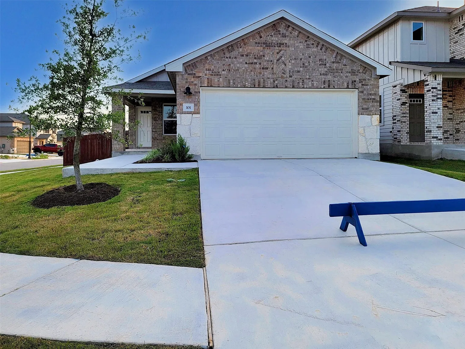 3 bed, 2.0 bath, 1509 sqft, $1,995 — Photo 1