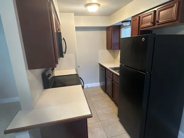 6 Kay Ln #I, Hammond, LA 70401