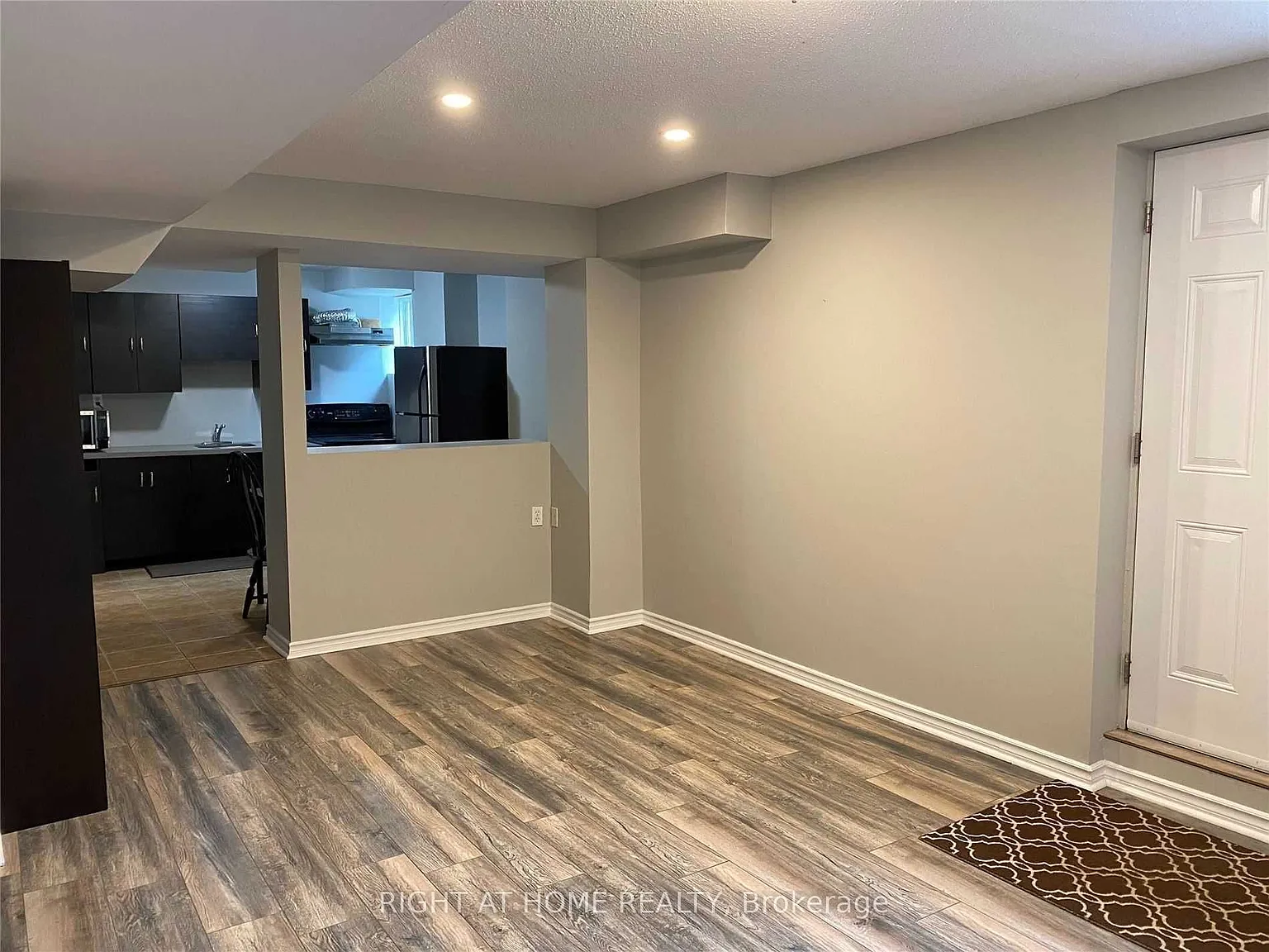 2 bed, $1,900 — Photo 3