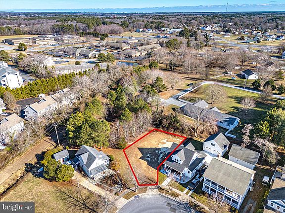 3rd image of 359 Walnut Hill Dr