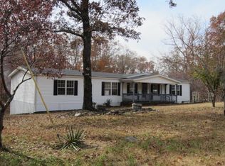 440 Cyclone Ln, Hurricane Mills, TN 37078