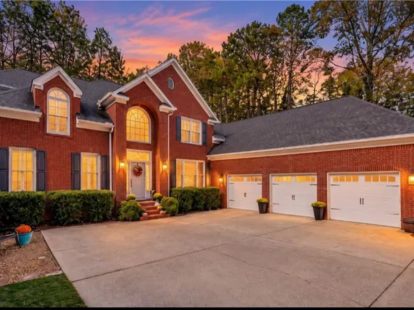 3195 Eagle Watch Dr, Woodstock, GA 30189