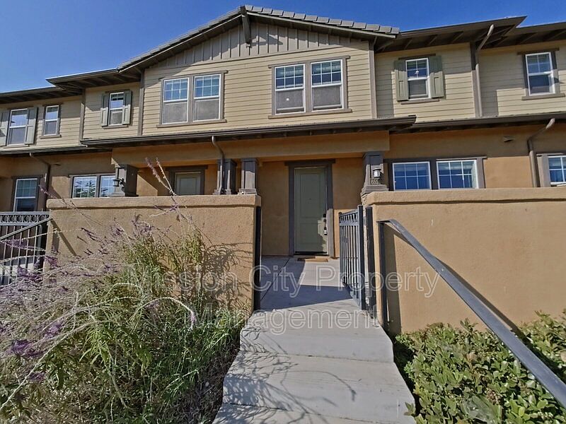 1st image of 6520 Calle Koral