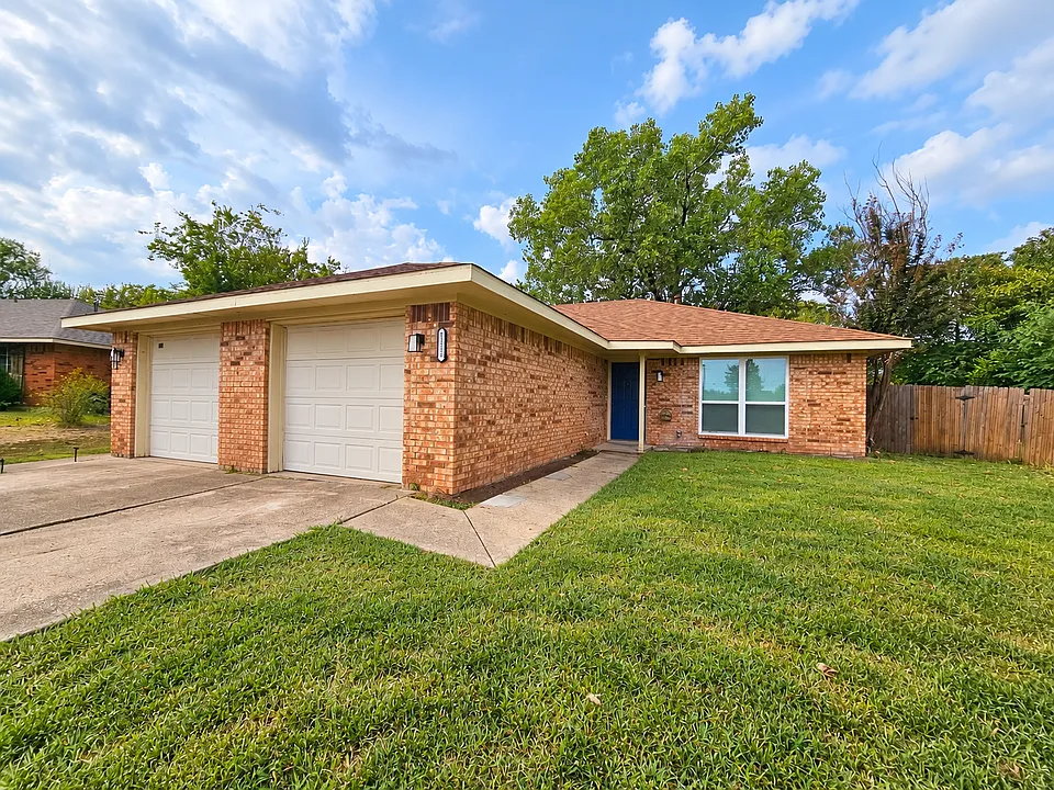 5312 Brookhollow Dr