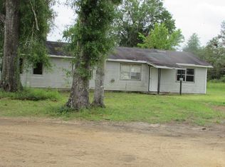 2415 3rd Ave, Alford, FL 32420