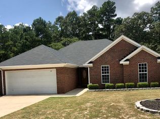 1009 Woodberry Dr, Hephzibah, GA 30815