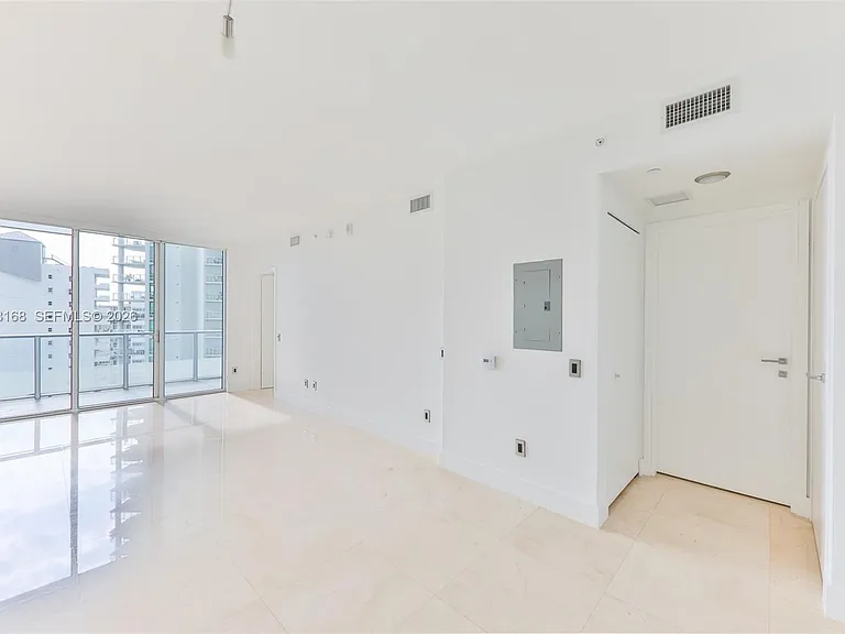 1300 Brickell Bay Dr #1206 — Photo 6