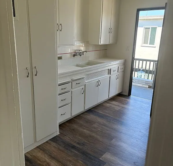 3475 Carmona Ave — Photo 22
