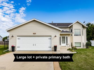 1683 Oakwood Dr, West Fargo, ND, 58078