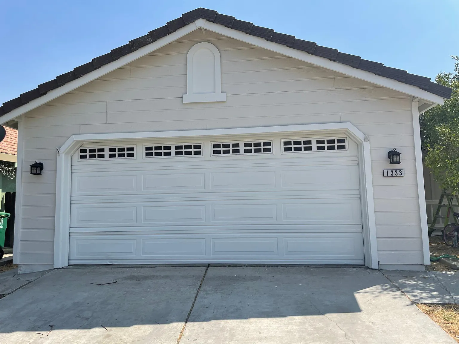1333 El Camino Way photo 1