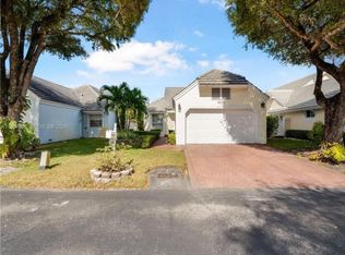 9939 NW 47th Ter, Doral, FL 33178