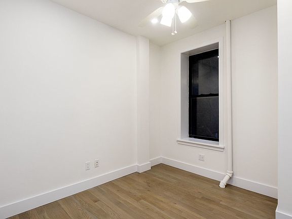 3rd image of 277 W 11th St APT 1D