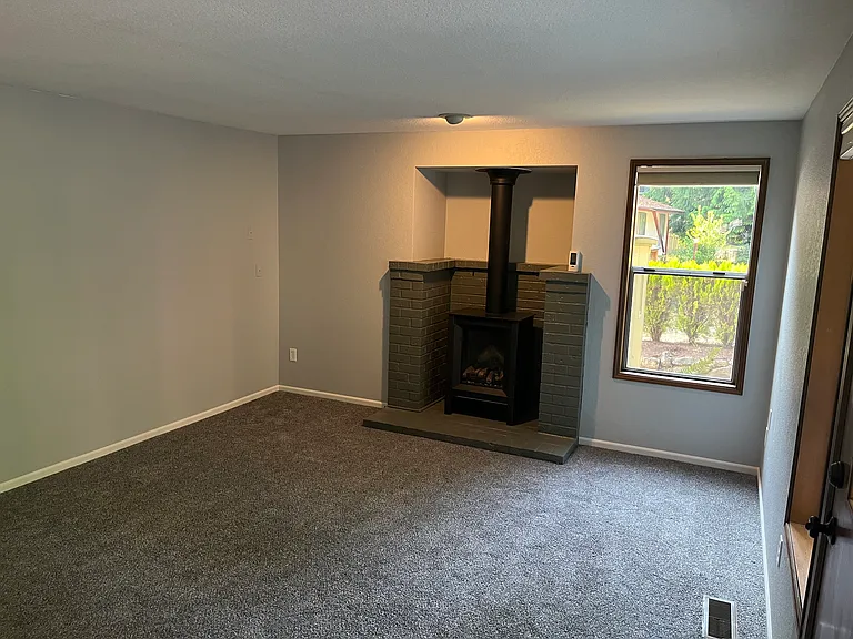 7410 Lazy South Ln NE — Photo 33