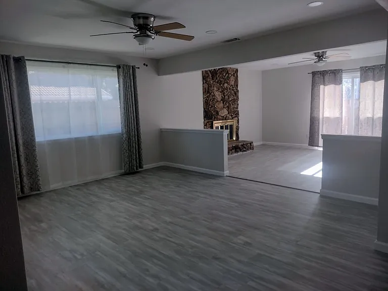 1385 Sprague St — Photo 7