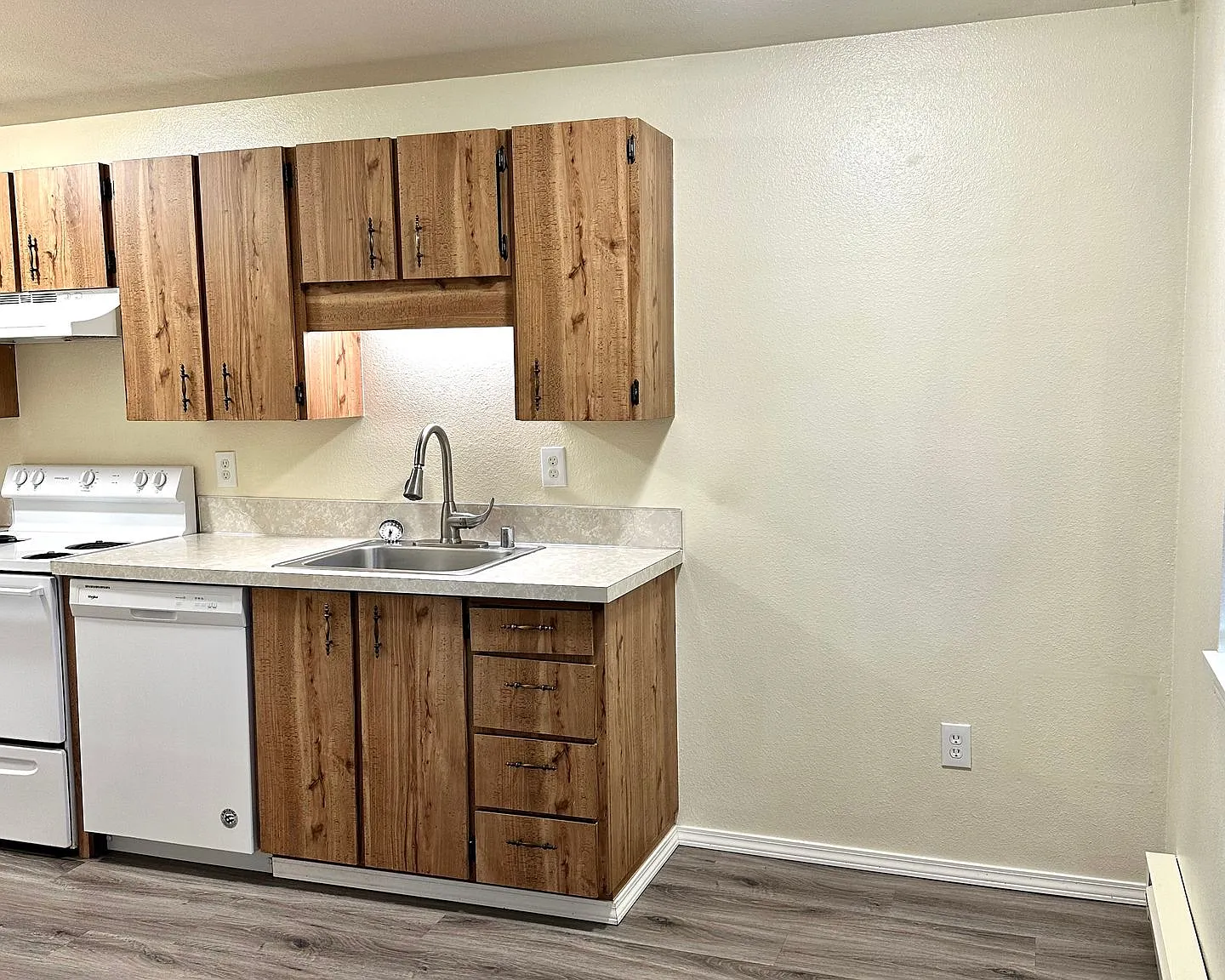 Forest Hills Apartments — Photo 2