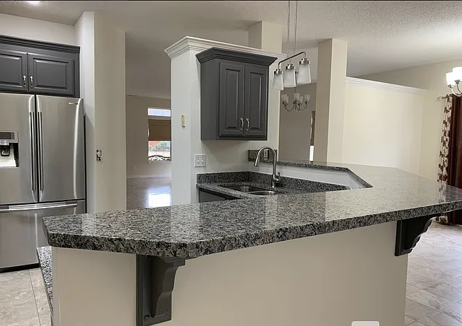 3 bed, 2100 sqft, $2,195 — Photo 3