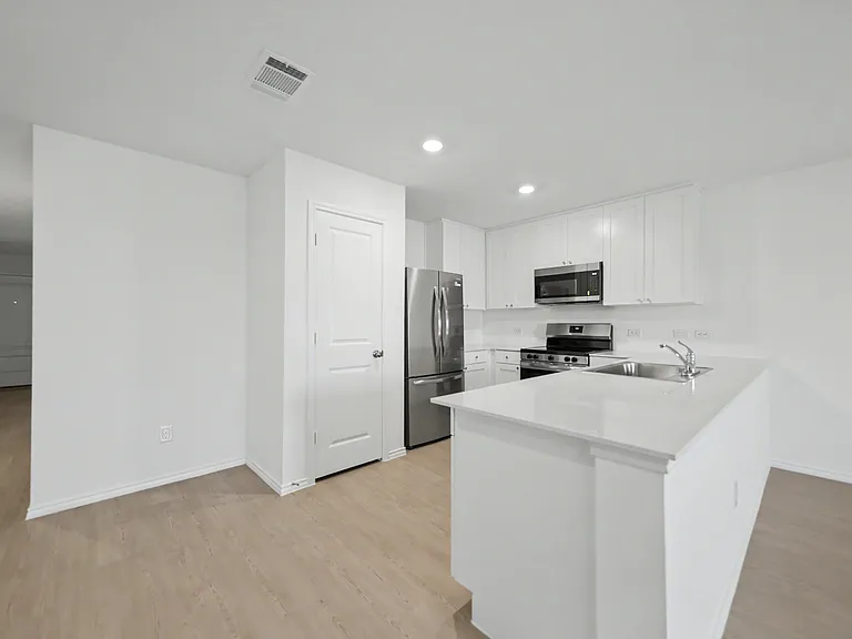 2902 Blue Ridge Ln — Photo 5