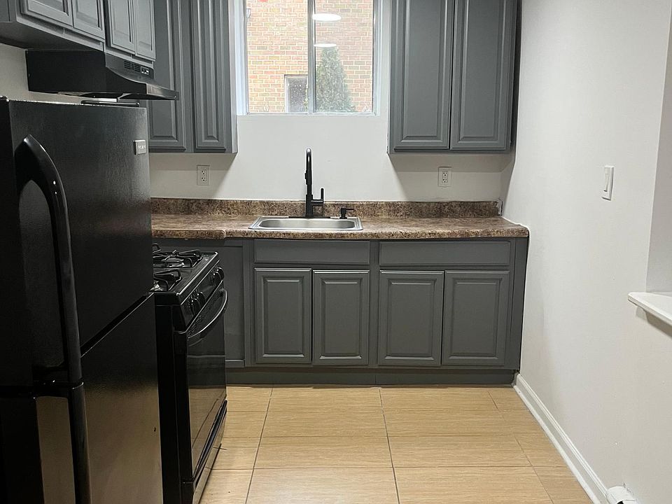1st image of 787 Vose Ave APT A12