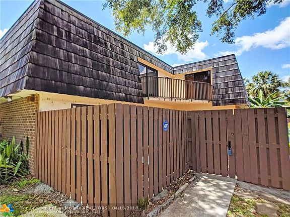 2nd image of 8100 S Coral Cir #232