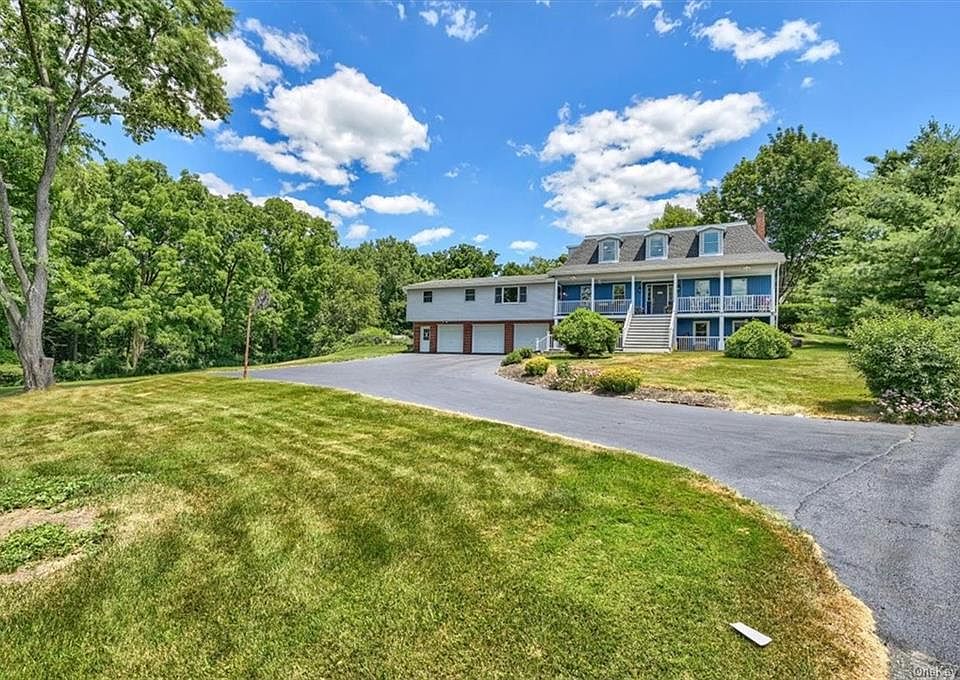 1st image of 9 Echo Ln #A