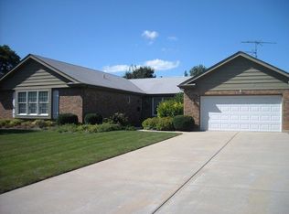 1975 Alschuler Dr, Aurora, IL 60506