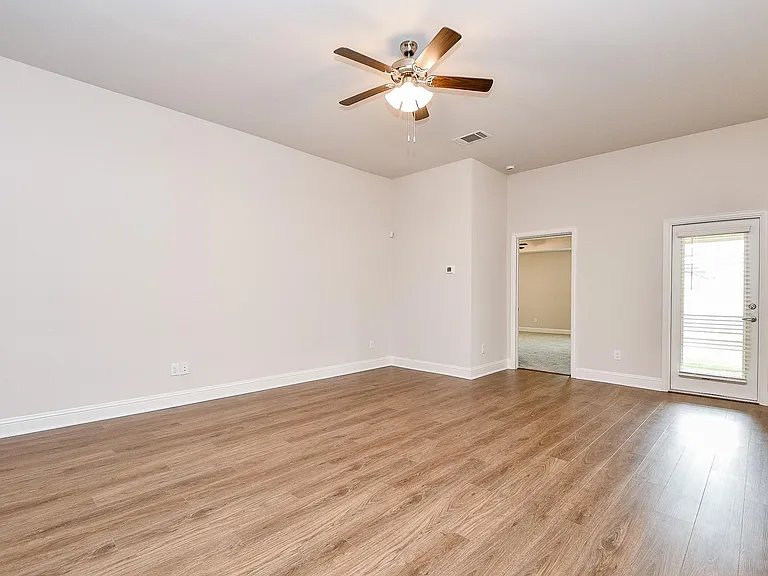 2700 Diamond Reef Ln — Photo 11