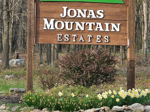 0 E Point Rd, Albrightsville, PA 18210