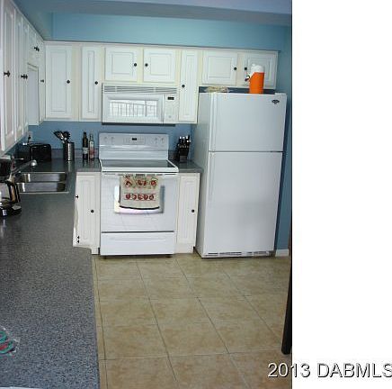 2nd image of 3615 N Atlantic Ave #208