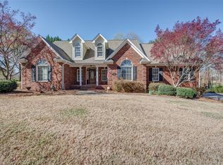 5001 Hickory Ridge Dr, Mount Holly, NC 28120