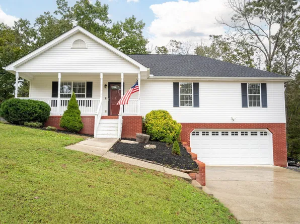 9226 Sugar Pine Dr, Soddy Daisy, TN 37379