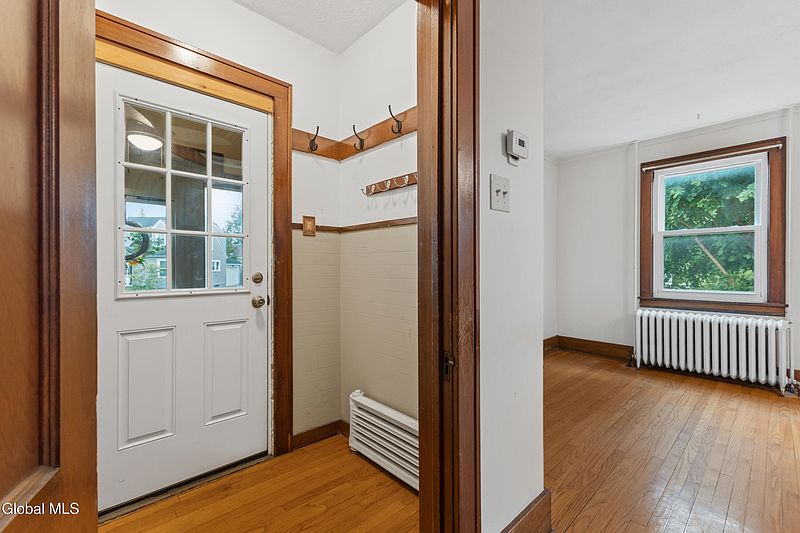 3rd image of 107 N Holmes Street