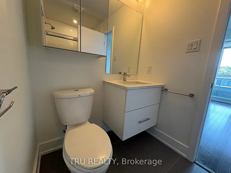 108 Richmond Rd #607 — Photo 16