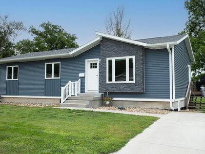 702 M Ave, Grundy Center, IA, 50638