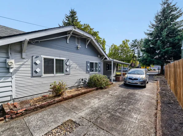 8441 SE Bush St #A, Portland, OR 97266
