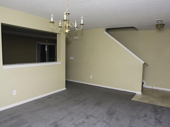 3rd image of 5117 Morrow Ln
