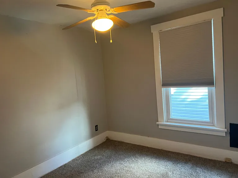 616 Peebles St — Photo 13