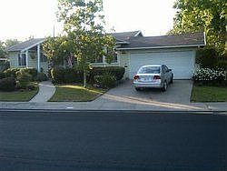 2nd image of 227 E Pearl Ave