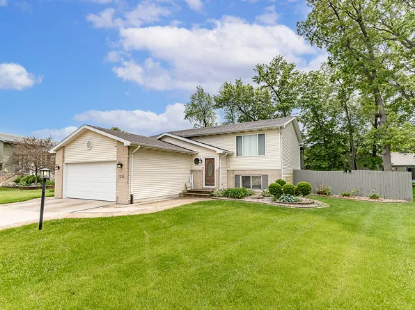 7225 Kestrel St, Hobart, IN 46342