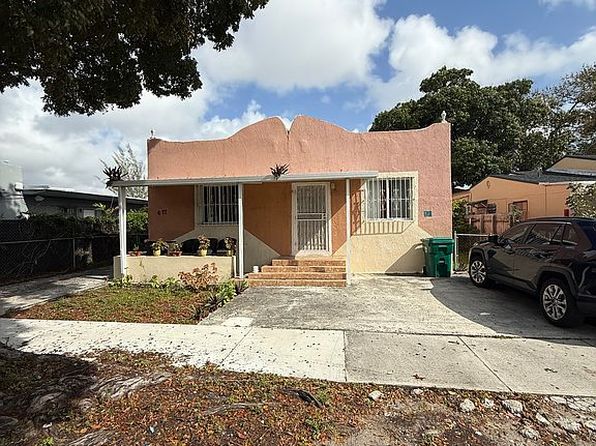 677 NW 45th St