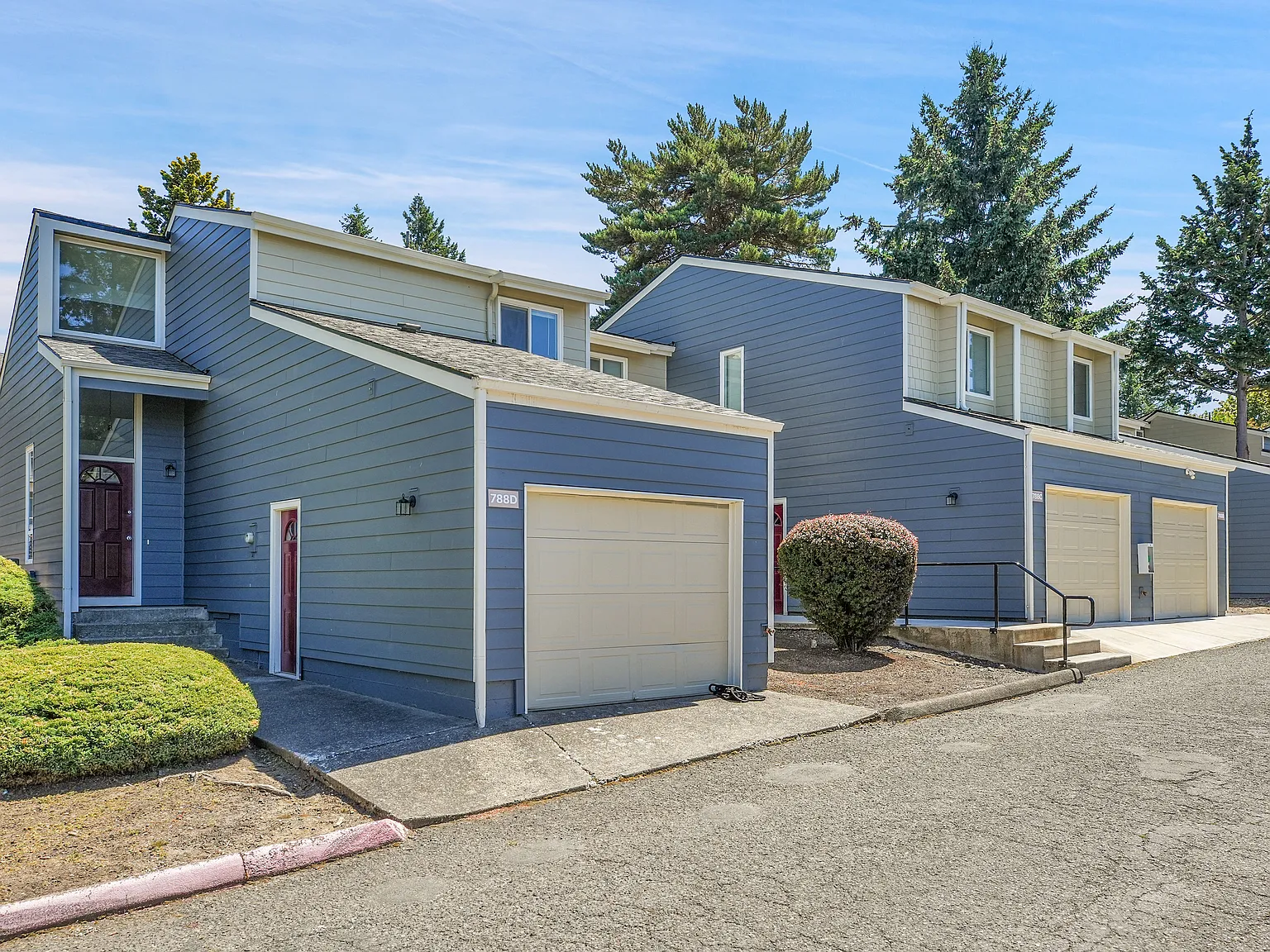 LOCKHAVEN HILL ESTATES — Photo 2