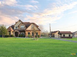 330 Ferryboat Ln, New Braunfels, TX 78130