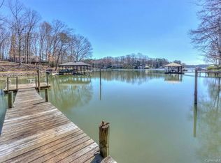719 Kemp Rd, Mooresville, NC 28117