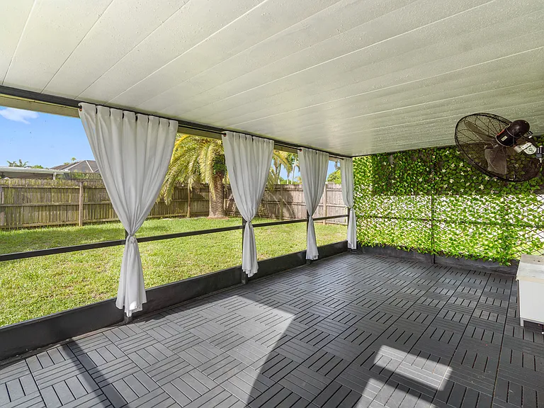 4784 Alfresco St — Photo 9
